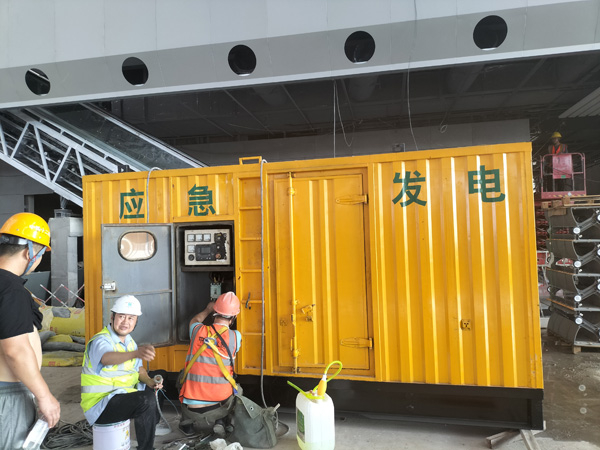 镇远怎样判断空气滤清器是否需要更换？